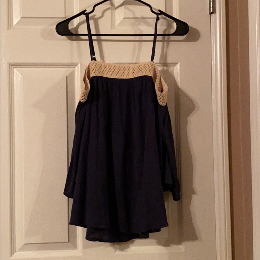 Miami Navy Cold Shoulder Shirt from Francesca’s
